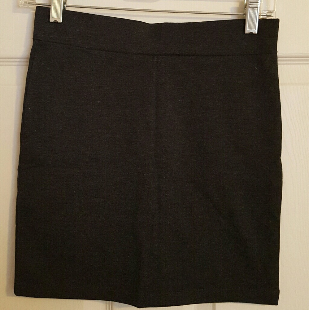 Black Forever 21 Bodicon Mini Skirt - Picture 1 of 2